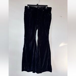 Wrangler Retro Velvet Pants Women’s 29x30 Black Flare Bottoms High Rise Stretch
